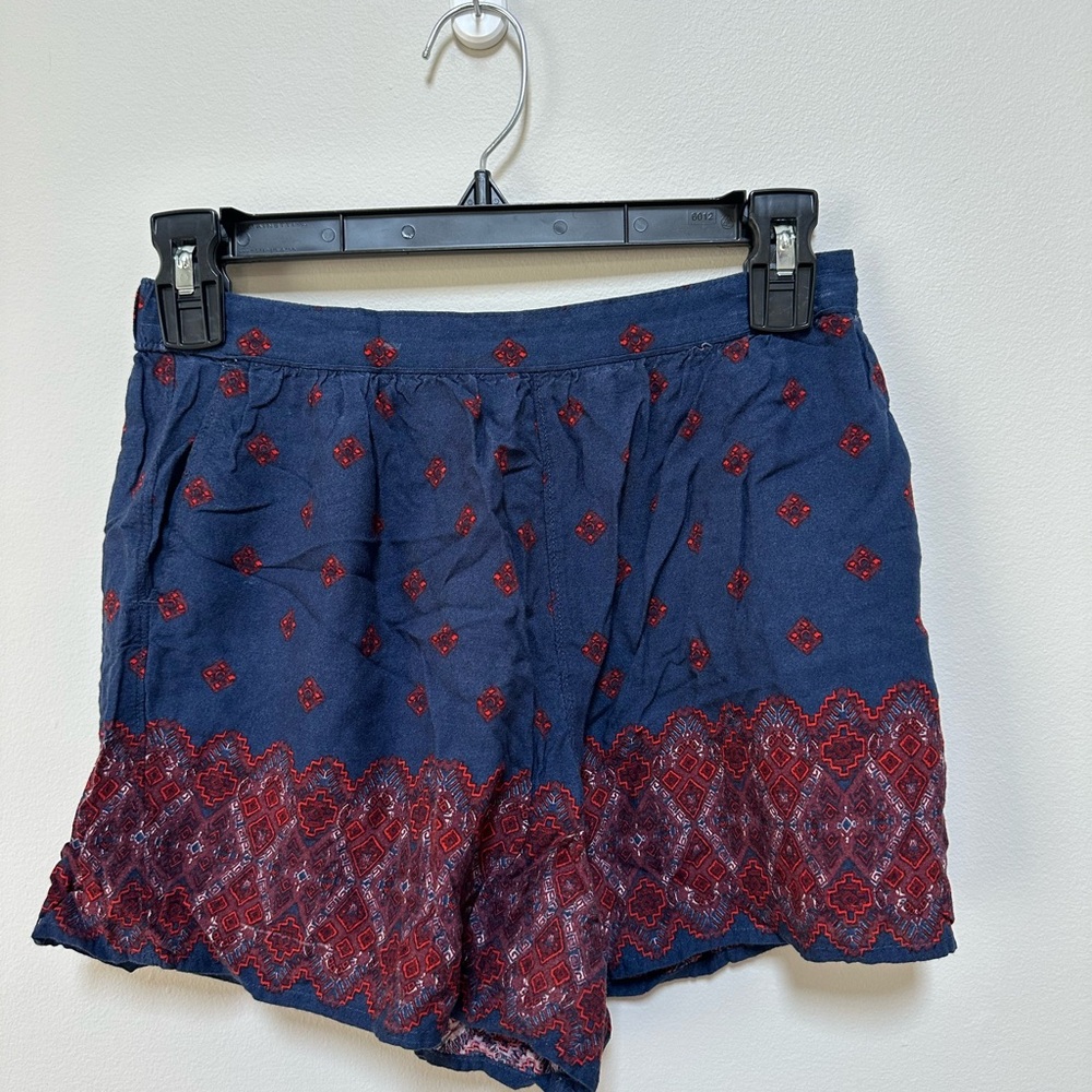 Abercrombie & Fitch Blue and Red Patterned Shorts